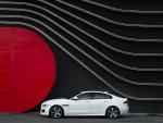 Jaguar XE R Sport 2015 года